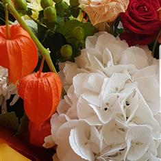 Ronaldo&#39;s Choice Autumn Bouquet 