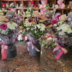 Roanldos Choice Old Fashioned Style Bouquet 