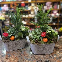 Autumn Planter with Mushroom Deco